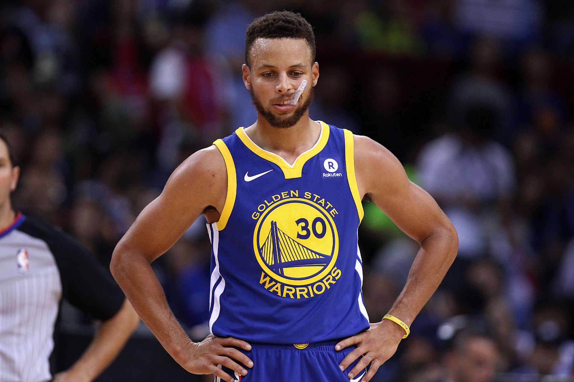 客场连胜且 客场连胜且